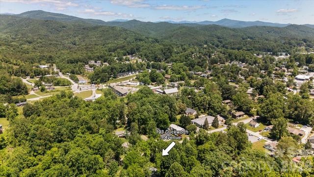 193 Duckworth Avenue, Brevard, NC 28712