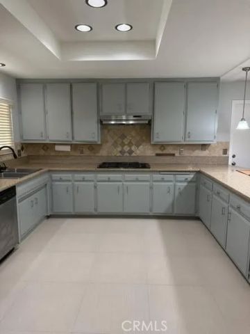 14040 Hopi Road, Apple Valley, CA 92307