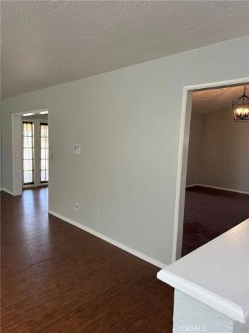 14040 Hopi Road, Apple Valley, CA 92307