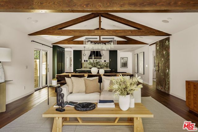 133 N La Jolla Avenue, Los Angeles, CA 90048