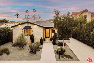 133 N La Jolla Avenue, Los Angeles, CA 90048