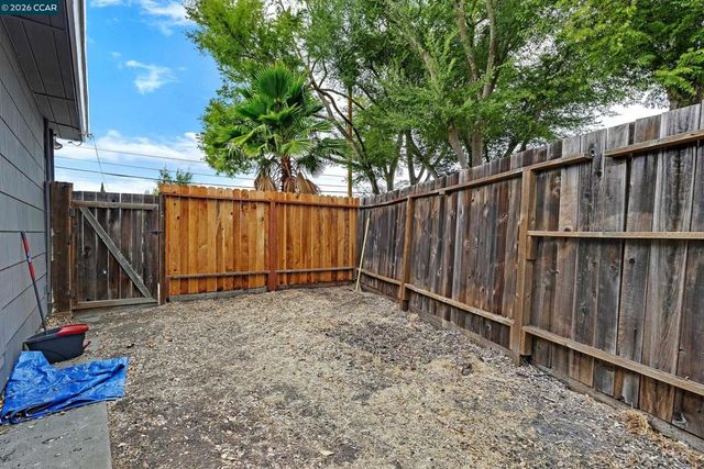 2868 Avon Avenue, Concord, CA 94520