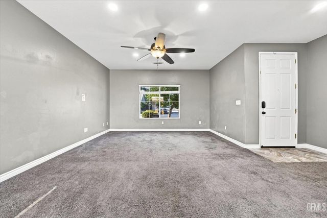 11602 Reagan Road, Bakersfield, CA 93312