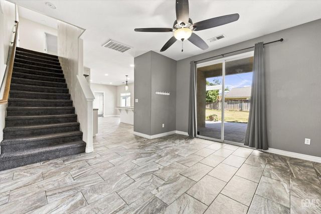 11602 Reagan Road, Bakersfield, CA 93312