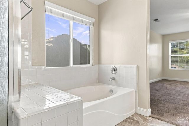 11602 Reagan Road, Bakersfield, CA 93312