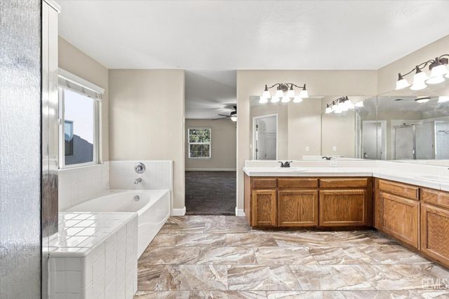 11602 Reagan Road, Bakersfield, CA 93312