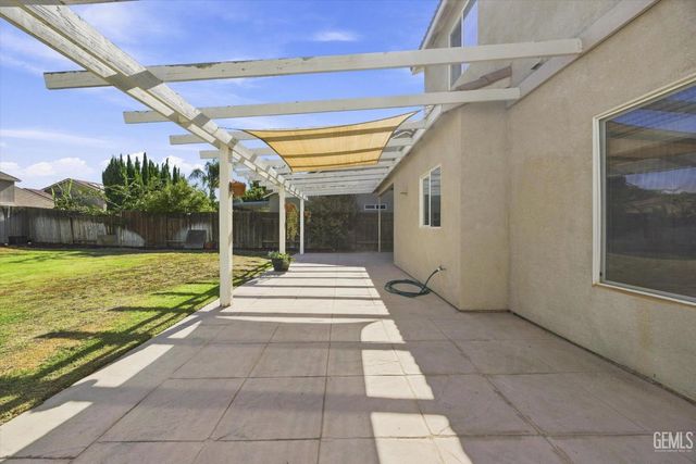 11602 Reagan Road, Bakersfield, CA 93312