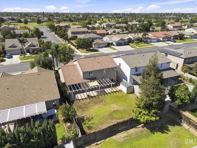 11602 Reagan Road, Bakersfield, CA 93312