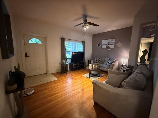 1435 TRIANGLE DRIVE, Mount Dora, FL 32757