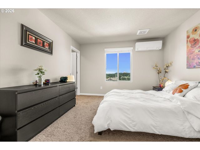 12900 Se 155th Ave, Happy Valley, OR 97086