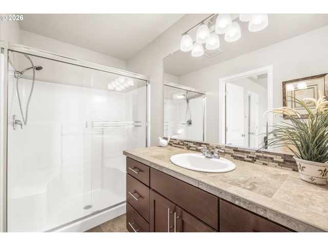 12900 Se 155th Ave, Happy Valley, OR 97086
