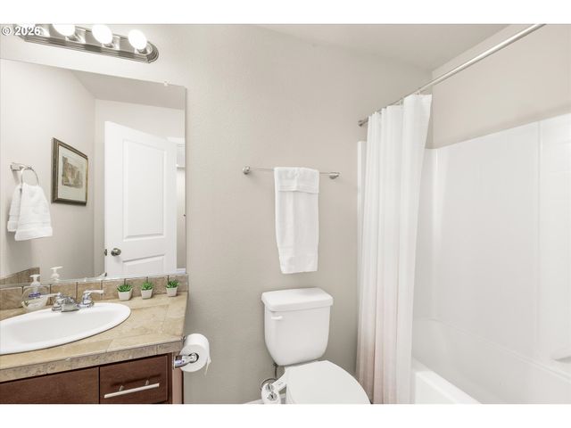 12900 Se 155th Ave, Happy Valley, OR 97086