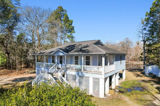 1063 Rowe Pond Rd., Conway, SC 29526