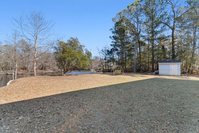 1063 Rowe Pond Rd., Conway, SC 29526