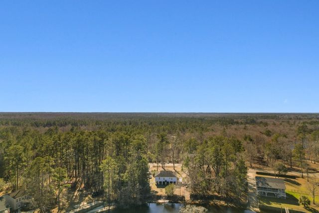 1063 Rowe Pond Rd., Conway, SC 29526