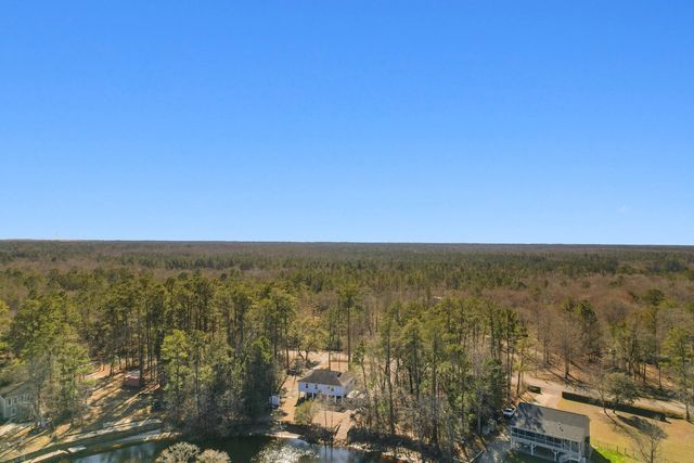 1063 Rowe Pond Rd., Conway, SC 29526