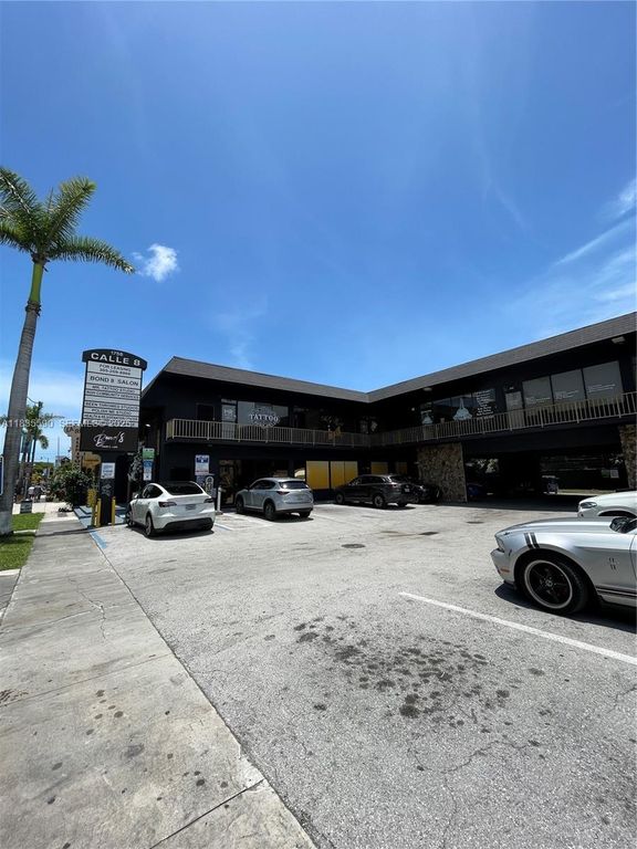 1756 SW 8th Street 204, Miami, FL 33135