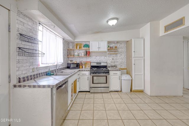 10545 MURPHY Street, El Paso, TX 79924
