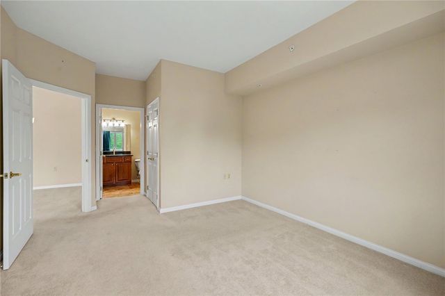 3170 E Stroop Road 304, Kettering, OH 45440