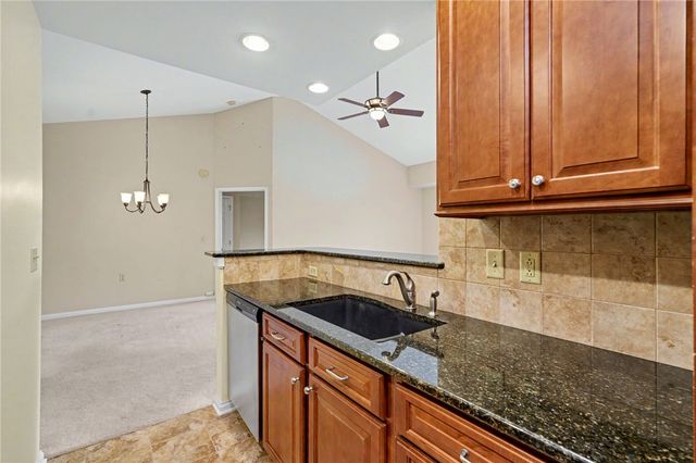 3170 E Stroop Road 304, Kettering, OH 45440