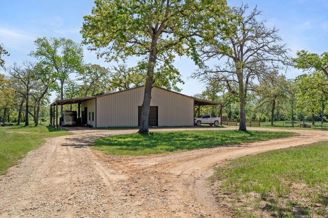 4052 Kuykendall, Bellville, TX 77418