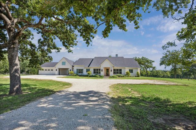 4052 Kuykendall, Bellville, TX 77418