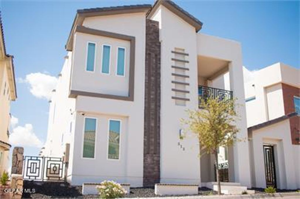 513 S FESTIVAL Drive, El Paso, TX 79912