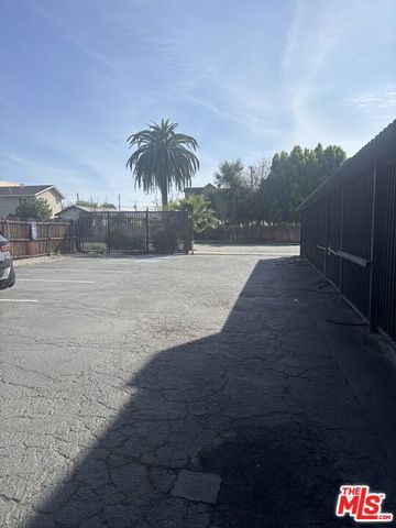 181 E 8th Street, Upland, CA 91786