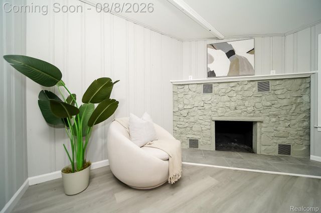 24300 Simmons Avenue, Southfield, MI 48033