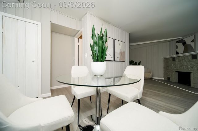 24300 Simmons Avenue, Southfield, MI 48033
