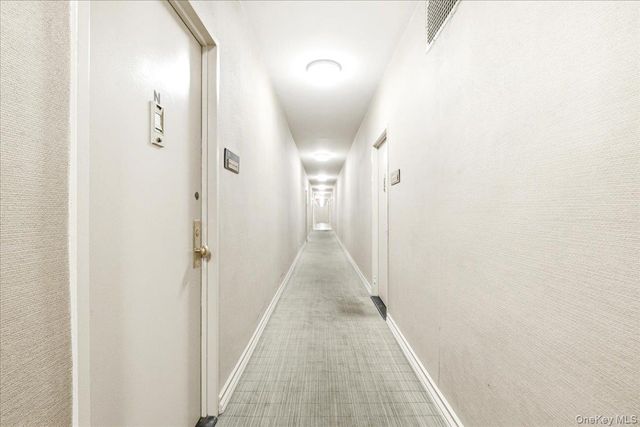 11050 71st Road 1N, Forest Hills, NY 11375