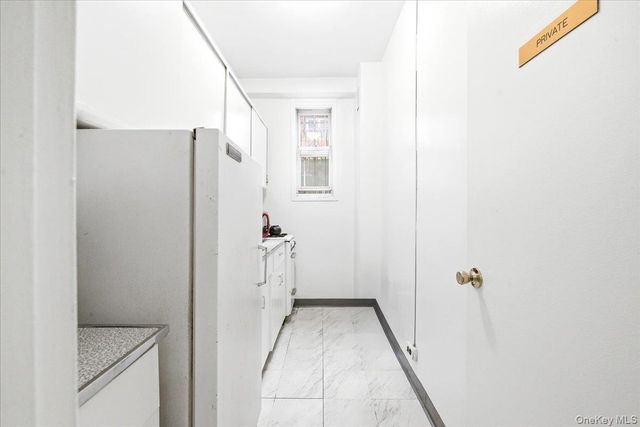 11050 71st Road 1N, Forest Hills, NY 11375