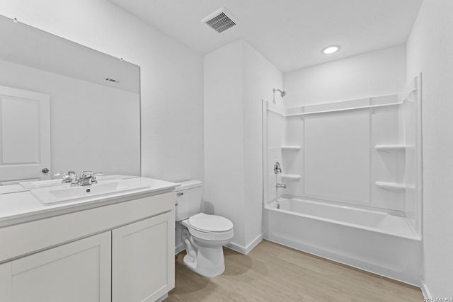 10016 Besson Blvd, Converse, TX 78109