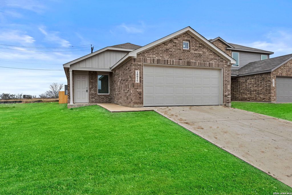 10016 Besson Blvd, Converse, TX 78109