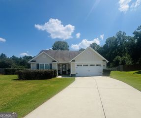 110 Manchester Lane, Jefferson, GA 30549