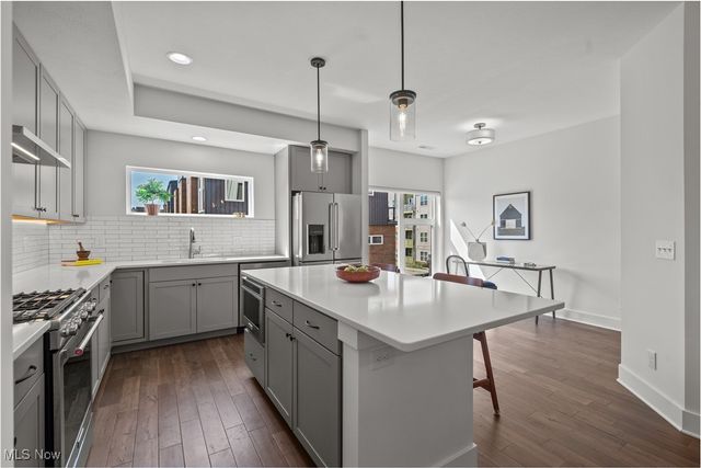 1248 W 58th Street 22, Cleveland, OH 44102