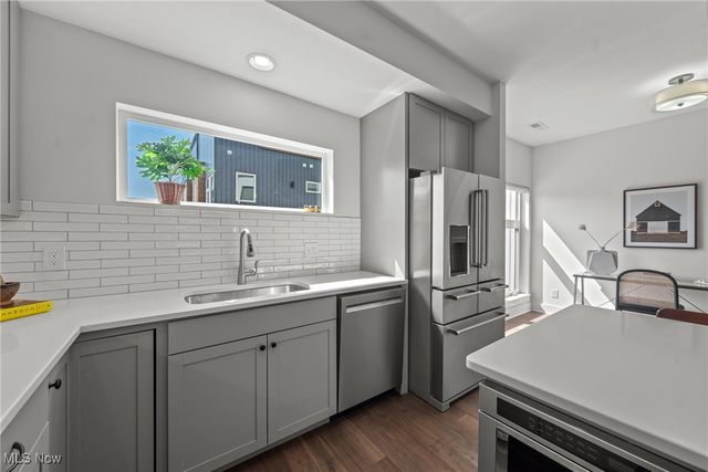 1248 W 58th Street 22, Cleveland, OH 44102