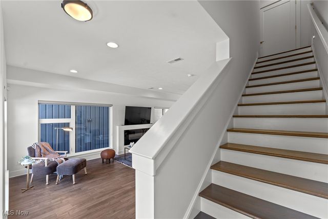 1248 W 58th Street 22, Cleveland, OH 44102