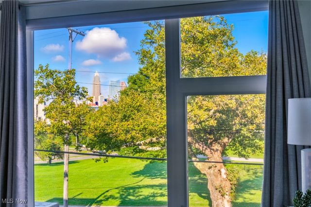 1248 W 58th Street 22, Cleveland, OH 44102