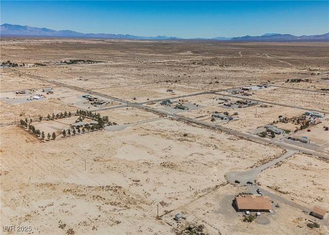 9921 John D Court, Pahrump, NV 89048