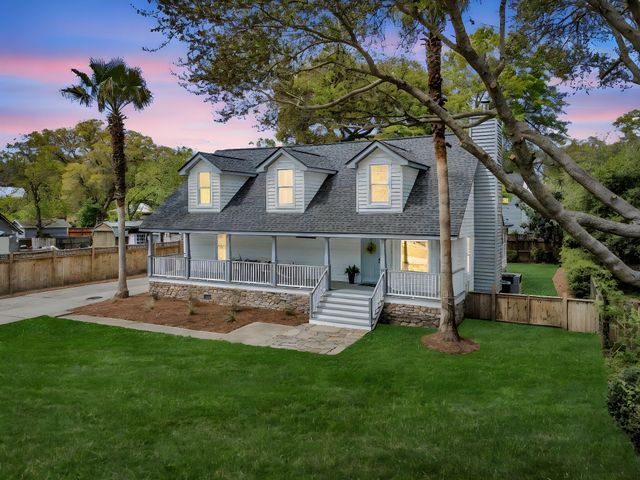 2142 Gulf Drive, Mount Pleasant, SC 29466