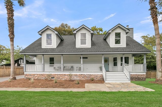 2142 Gulf Drive, Mount Pleasant, SC 29466