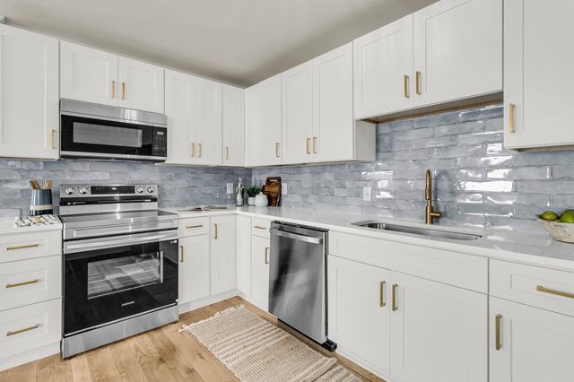 2142 Gulf Drive, Mount Pleasant, SC 29466