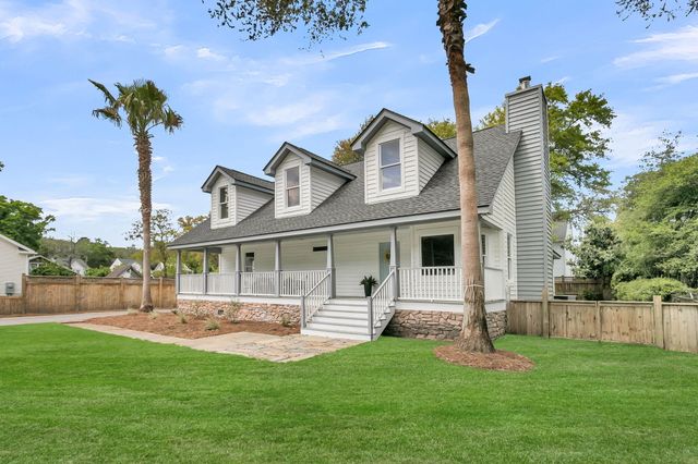 2142 Gulf Drive, Mount Pleasant, SC 29466