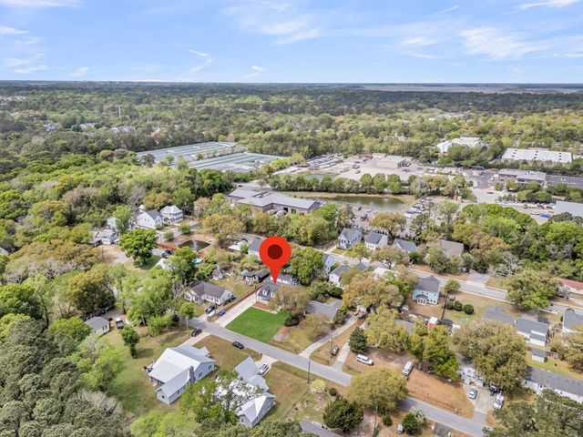 2142 Gulf Drive, Mount Pleasant, SC 29466