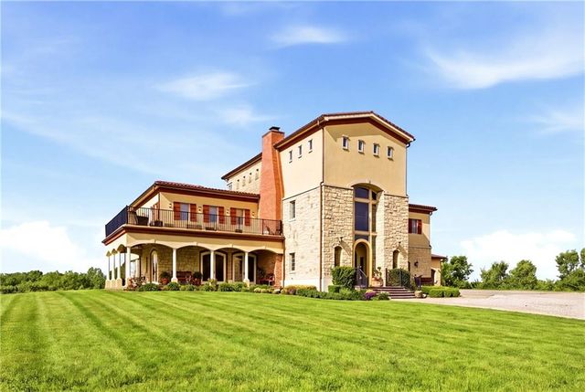 2343 N 600th Road, Edgerton, KS 66021