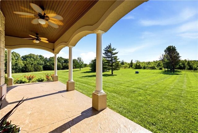 2343 N 600th Road, Edgerton, KS 66021