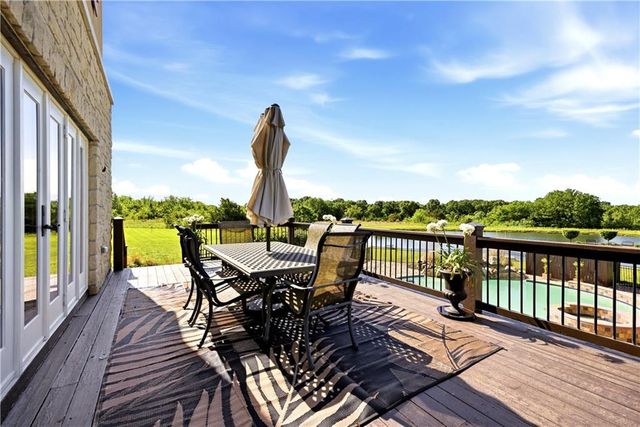 2343 N 600th Road, Edgerton, KS 66021
