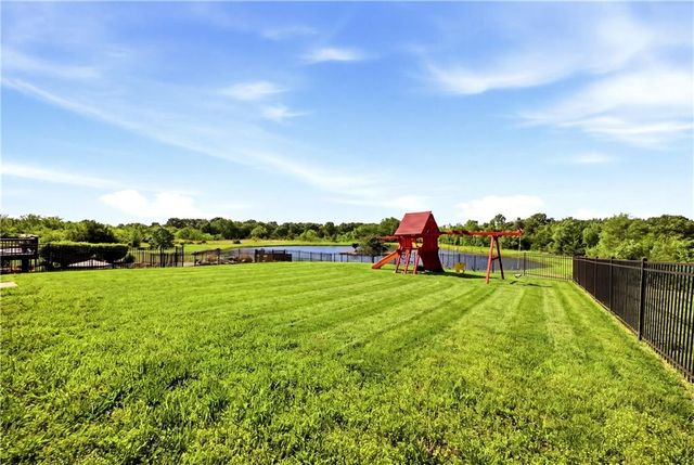 2343 N 600th Road, Edgerton, KS 66021