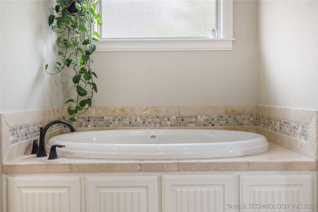 2509 E Northampton Street, Broken Arrow, OK 74014